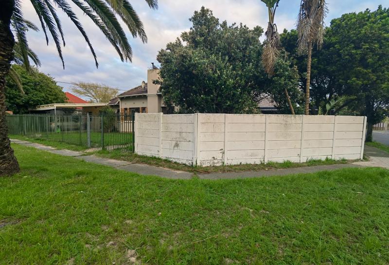 5 Bedroom Property for Sale in Thornton Western Cape